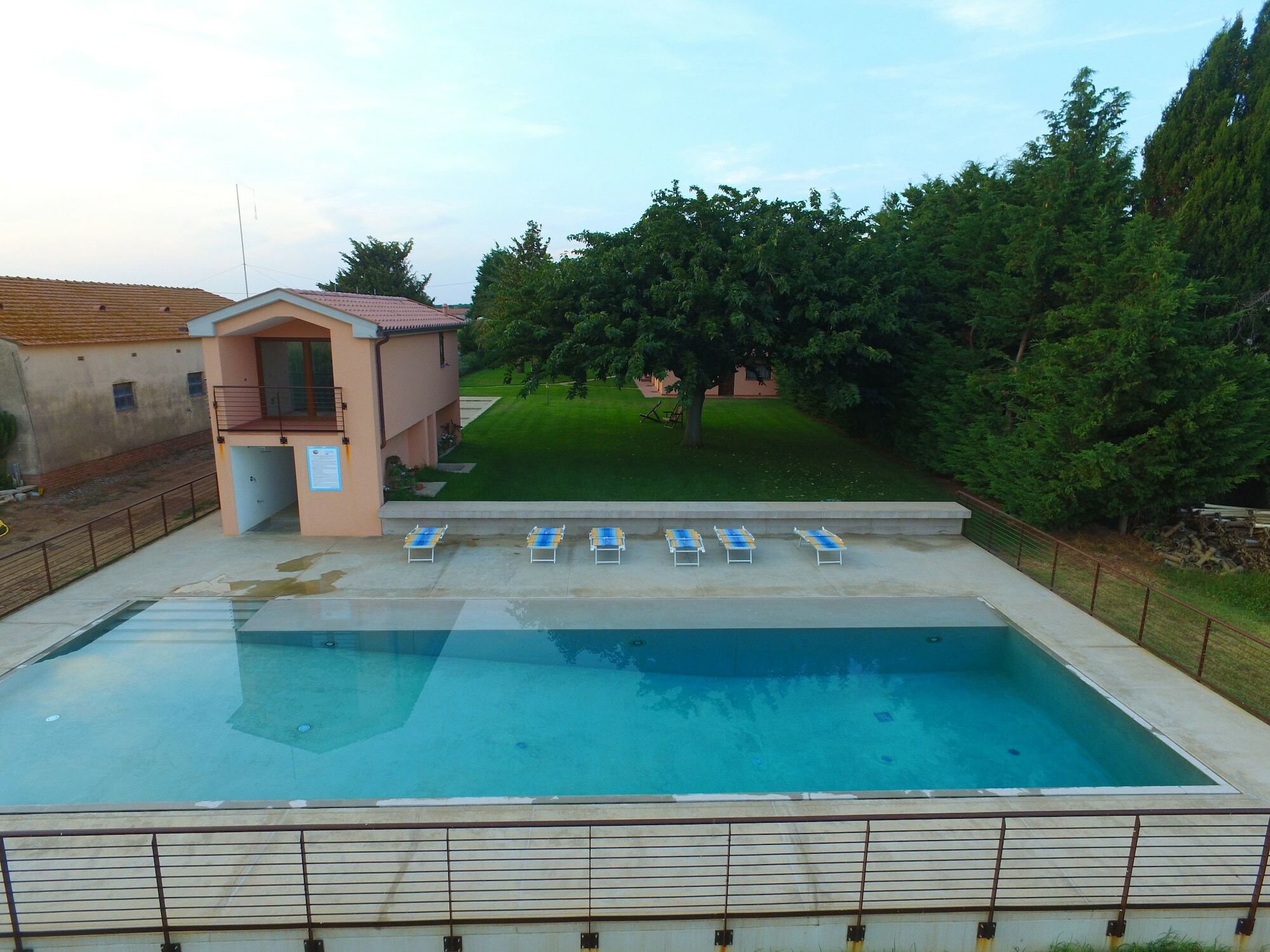 Agriturismo Sant'Uberto 博尔格哈略 外观 照片