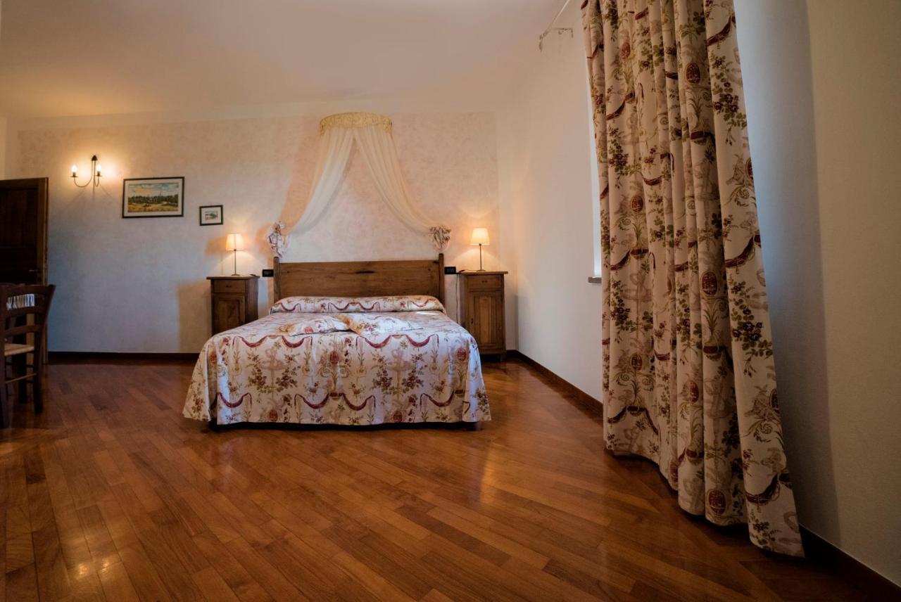 Agriturismo Sant'Uberto 博尔格哈略 外观 照片